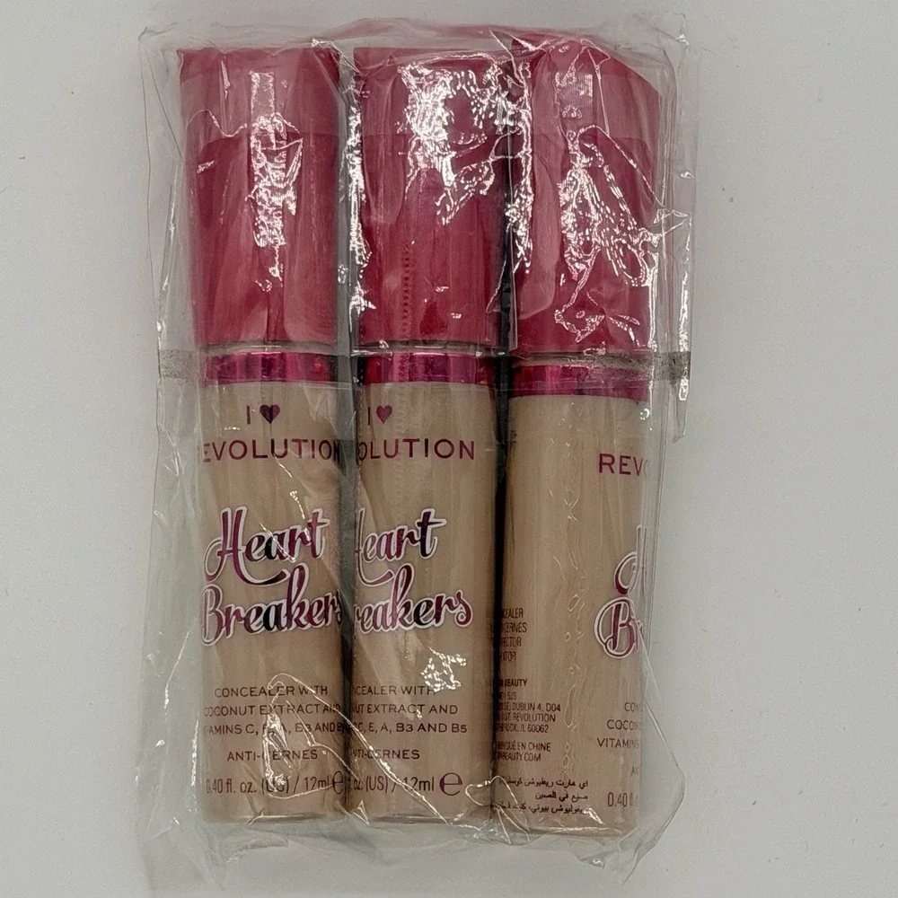 Revolution Heart Breakers Concealer | Coconut Concealer Custard 3 Pack Sealed